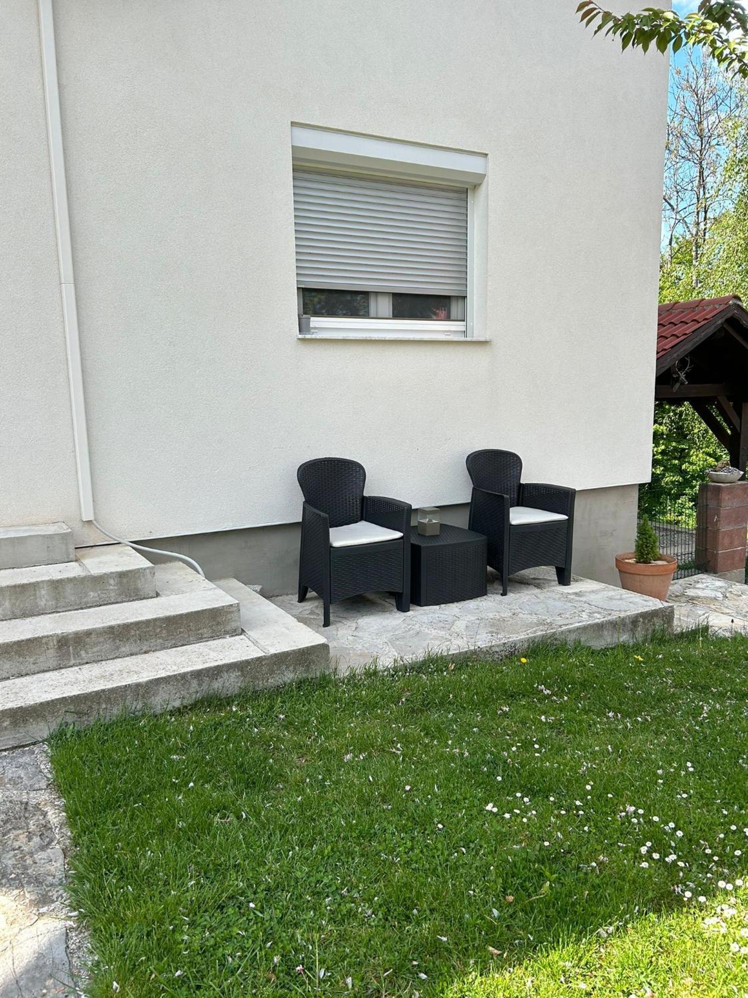 Studio Apartman Marta Korenica Εξωτερικό φωτογραφία